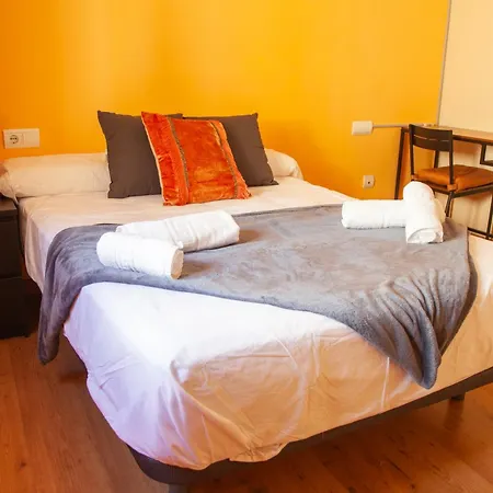 Duplex En Centro De Malaga, Calle Nuno Gomez * Málaga