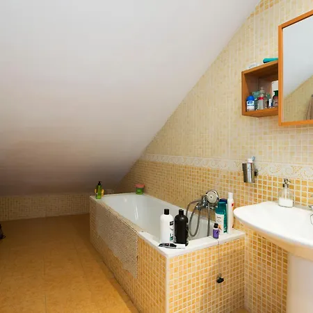 Duplex En Centro De Malaga, Calle Nuno Gomez *