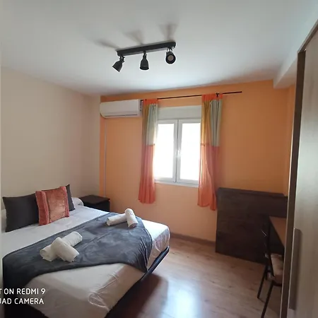 Duplex En Centro De Malaga, Calle Nuno Gomez Apartment *