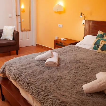 Duplex En Centro De Malaga, Calle Nuno Gomez * Malaga
