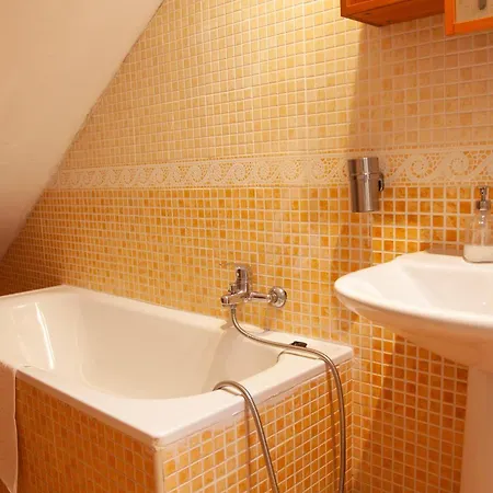 Duplex En Centro De Malaga, Calle Nuno Gomez Apartment *