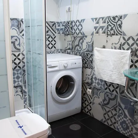 Duplex En Centro De Malaga, Calle Nuno Gomez Malaga